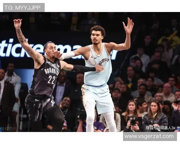 传承与辉煌文班亚马季后赛单节表现追平邓肯成马刺传奇第二人